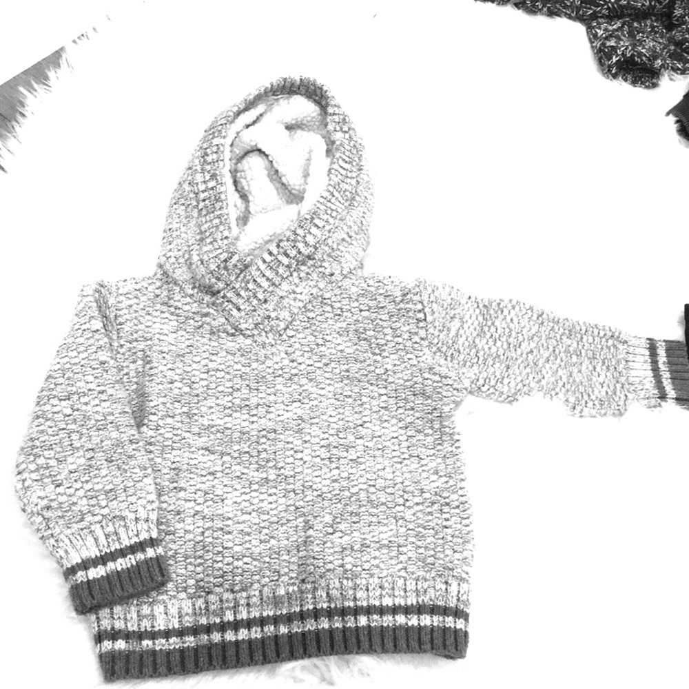 Grey Sweater with 100% cotton hood lining